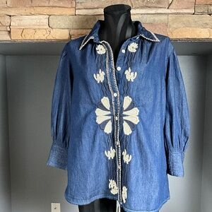 Solitaire Denim Floral Embroidered Top Art to Wear Hippie Coastal Blue Tan L